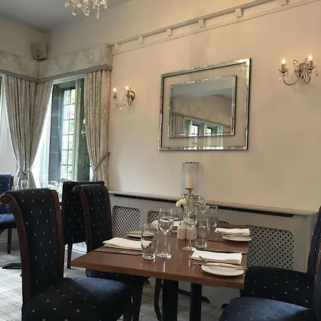 Mallyan Spout Hotel Hotel