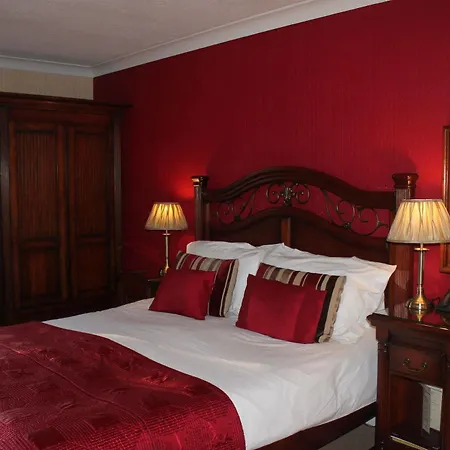 Mallyan Spout Hotel 3*