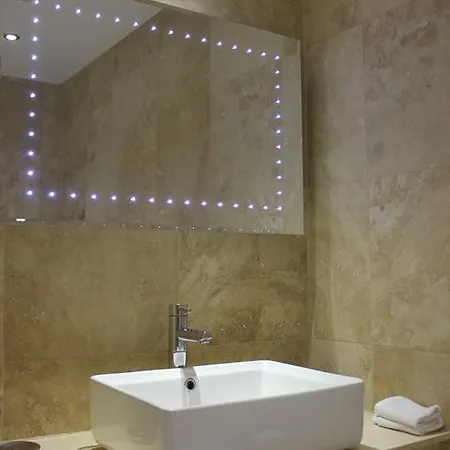 Hotel Mallyan Spout 3*